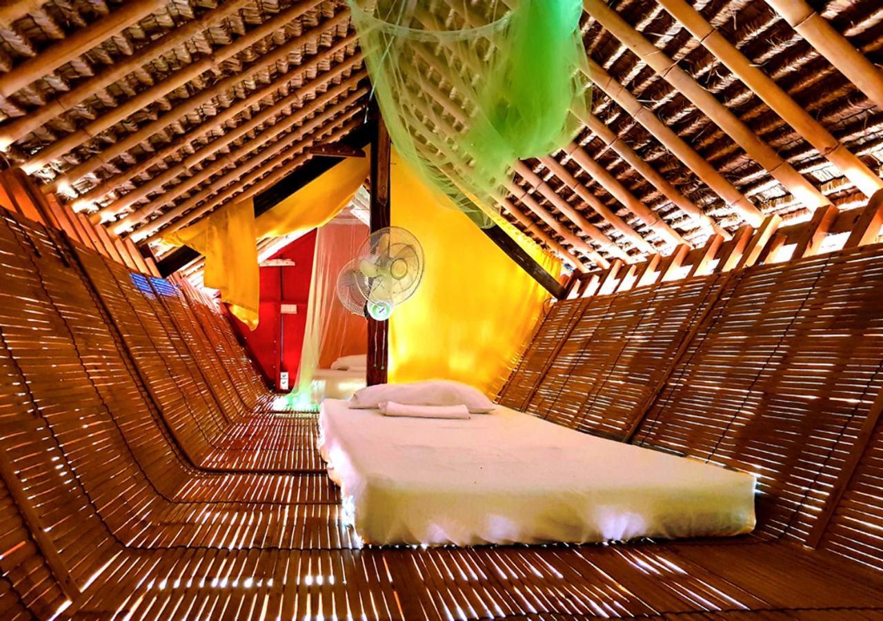 The Rabbit Tree Hostel Gili Meno Esterno foto